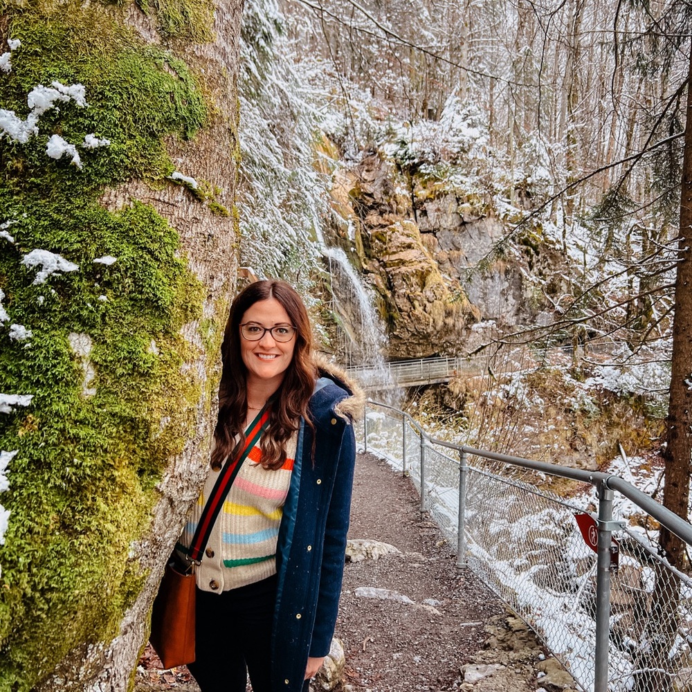 Meet your Posher, Jennifer